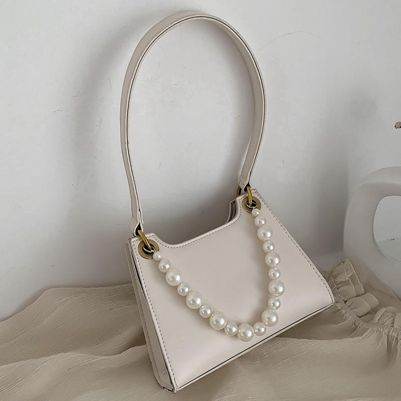 パールショルダーバッグ