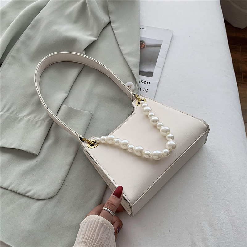 パールショルダーバッグ