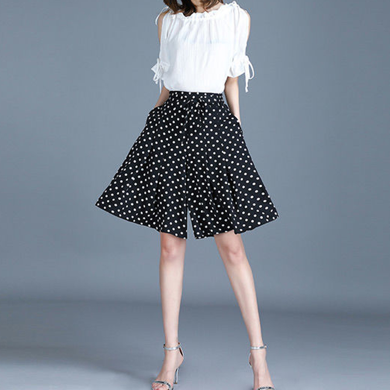 ゆったりショートパンツ