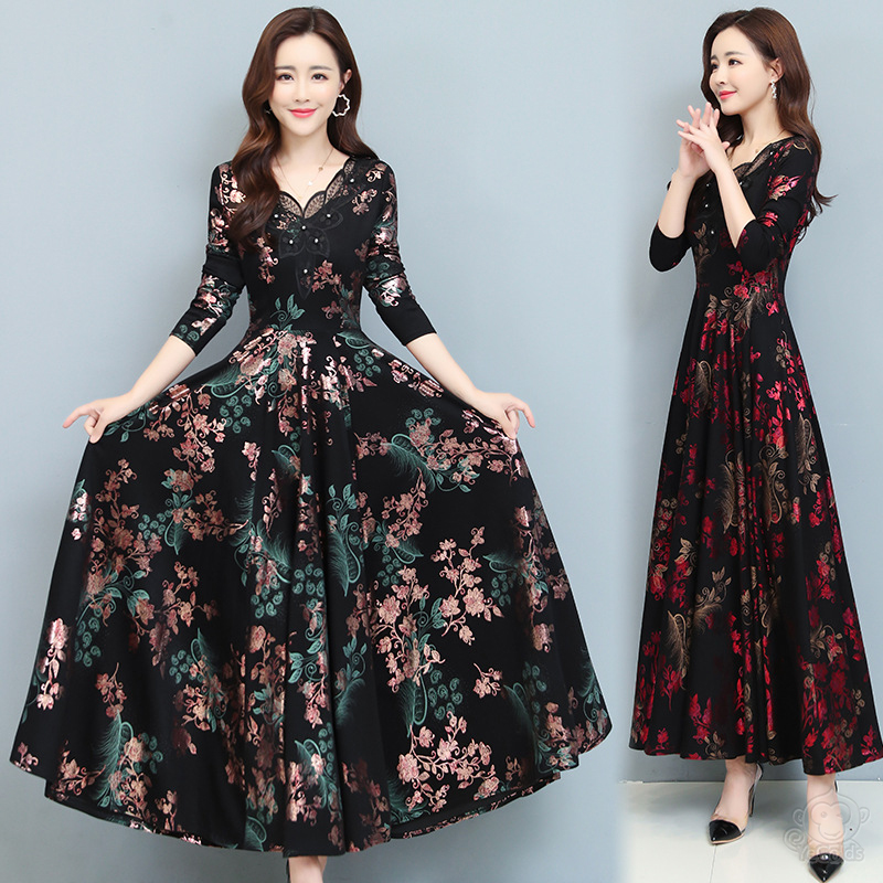 花のエレガントワンピース