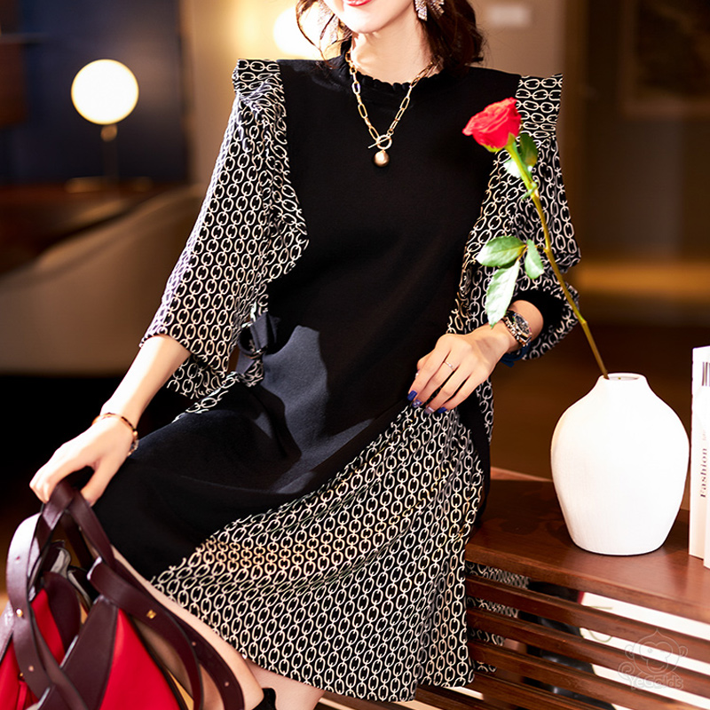 ニットワンピース