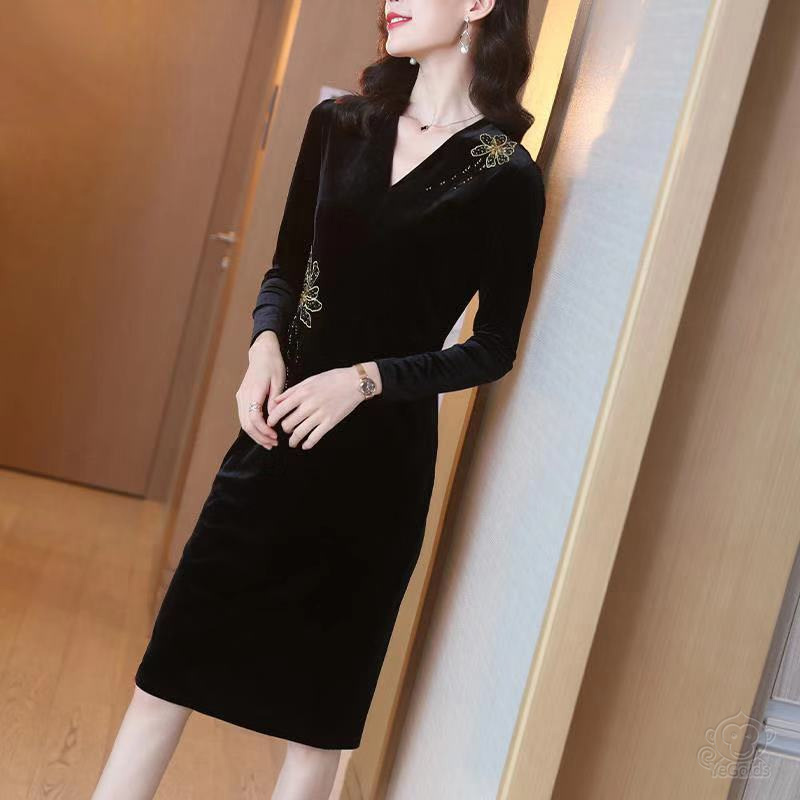 ブラックゴールドベルベットワンピース