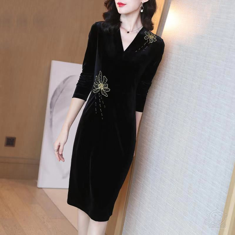 ブラックゴールドベルベットワンピース