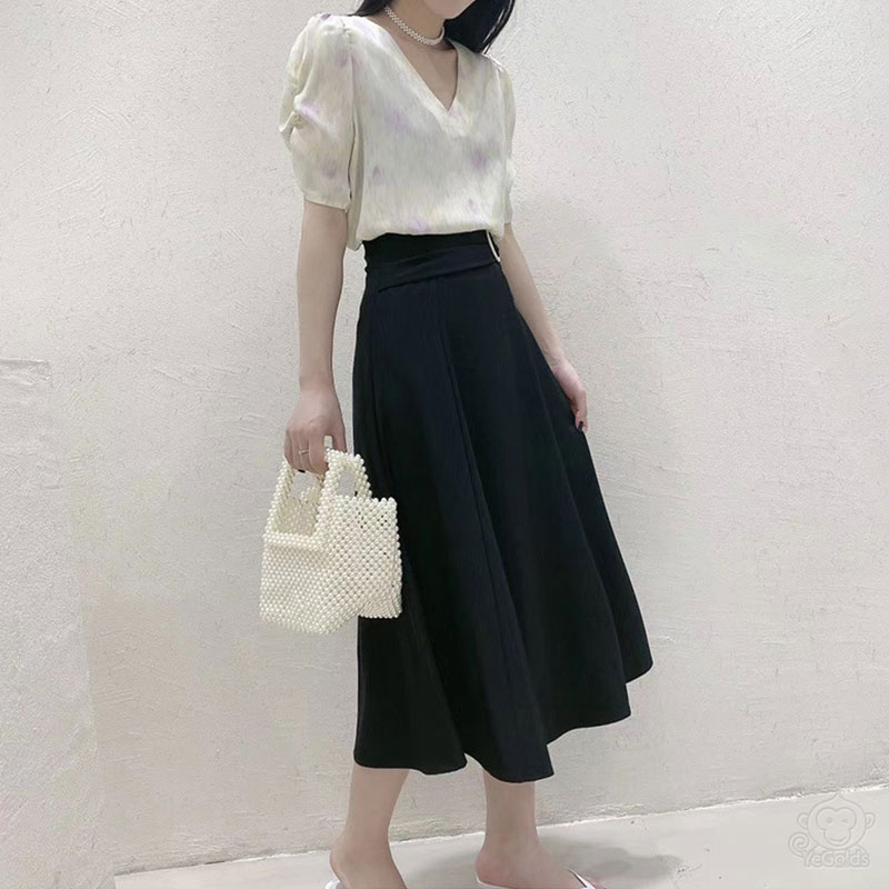 無地ミドル丈スカート