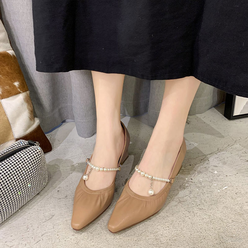 バックルハイヒール