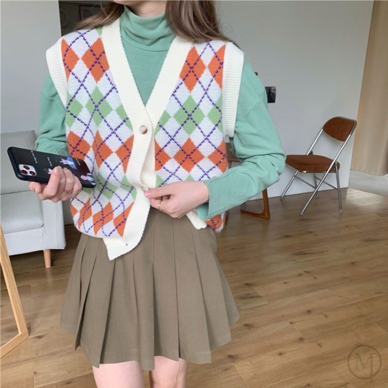 ダイヤモンドノースリーブニットベスト