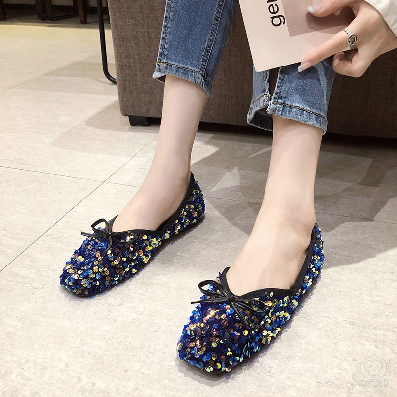 ファッション光沢のあるパンプス